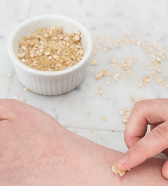 stop itch quick household remedies for relieving itchy bug bites stings oatmeal e1477931714415 - The Alternative Remedies for Bug Bites
