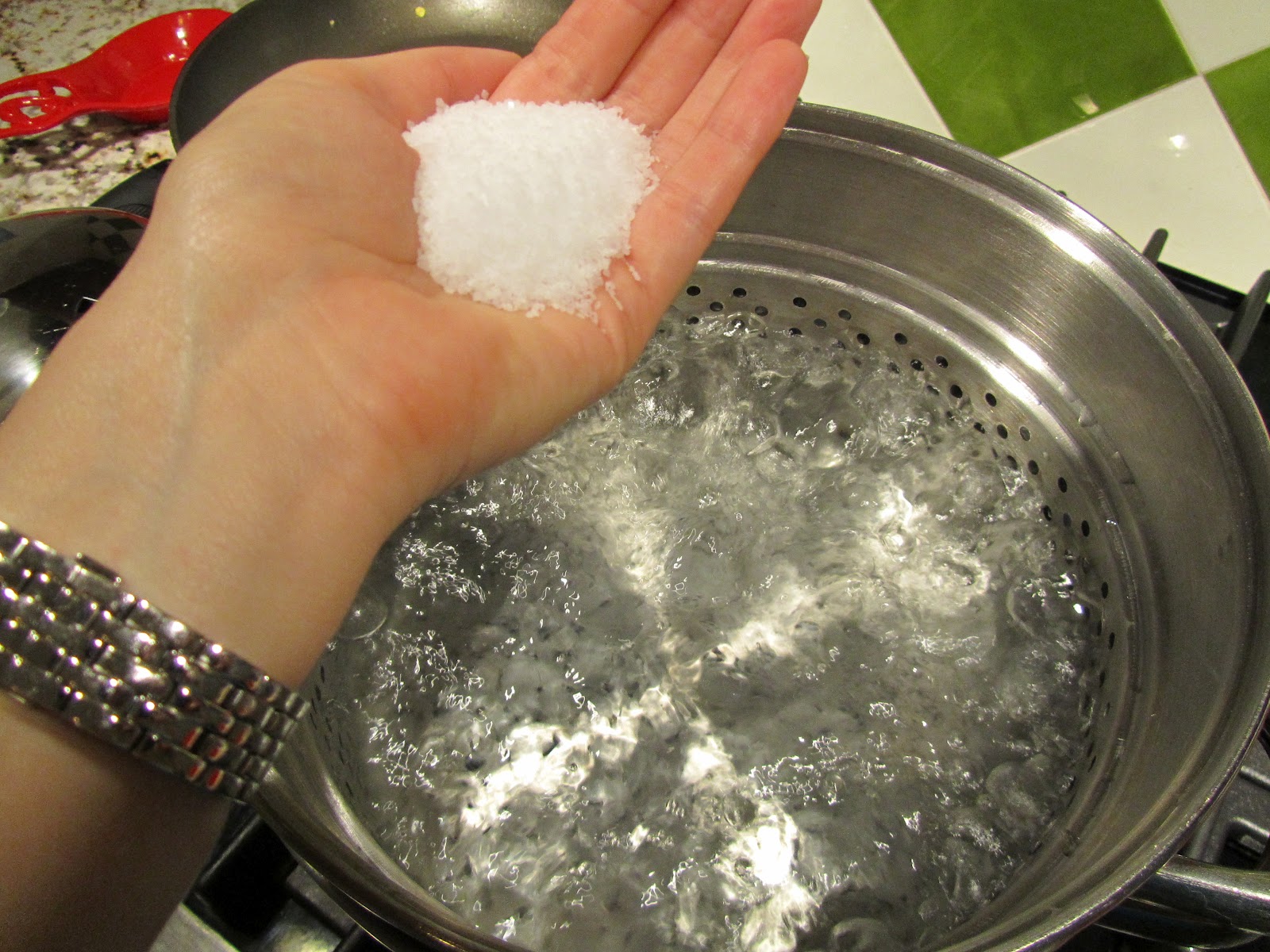 Add-salt-to boiling-water.